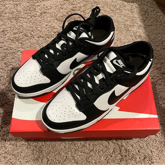 NIB Nike Dunk Low Retro "Black / White - Panda" - Picture 9 of 12